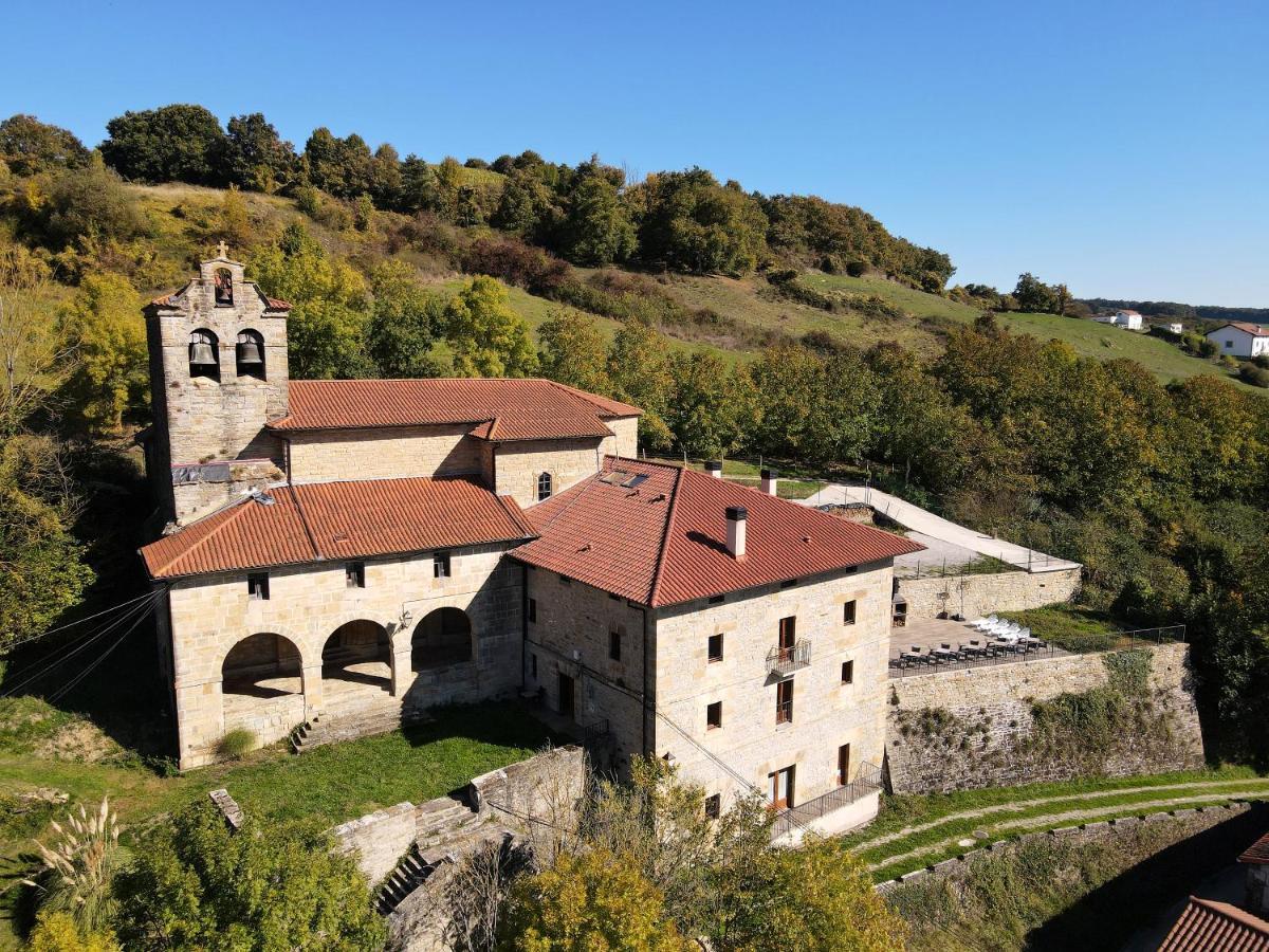 Palacio De Aralar Alta Familias Oskotz Buitenkant foto